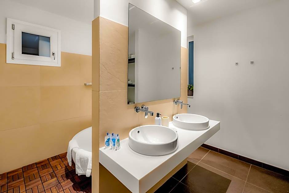 Orizontes View Hotel