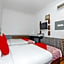 OYO 210 Hotel Five 2