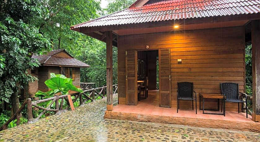 Art's Riverview Lodge