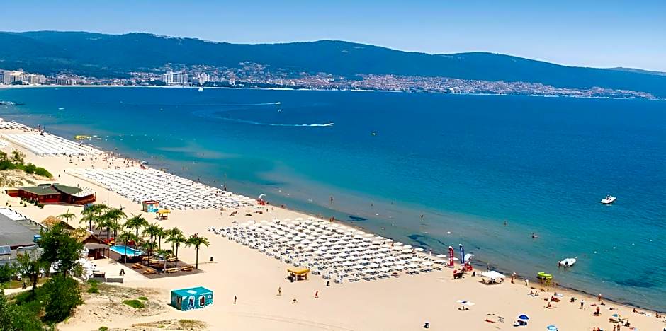 Europe Hotel & Casino All Inclusive