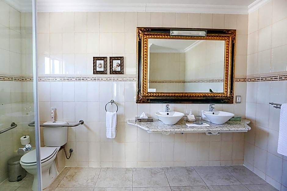 Misty Waves Boutique Hotel