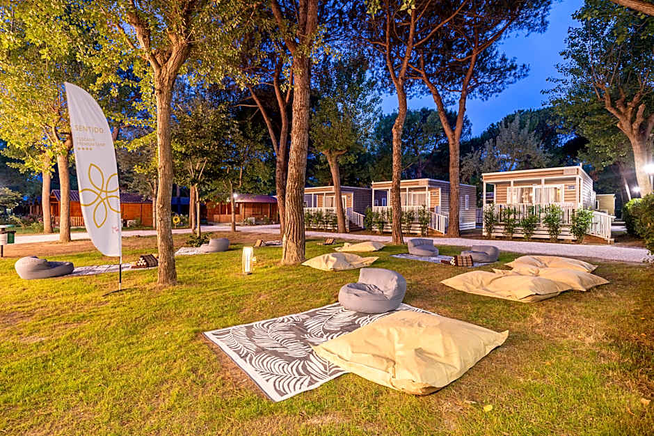 Club del Sole Viareggio Family Collection