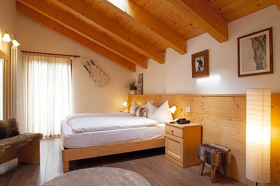 Hotel Chalet Giasenei