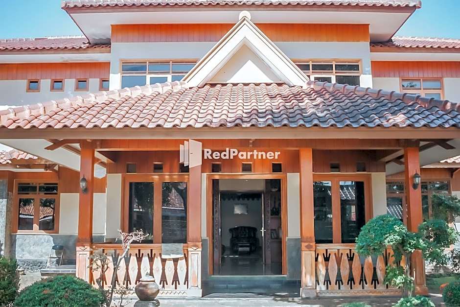 Villa Mawar Adinda Kuningan Syariah RedPartner