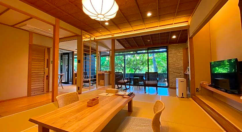 Yugawara Onsen Ashikari Ryokan