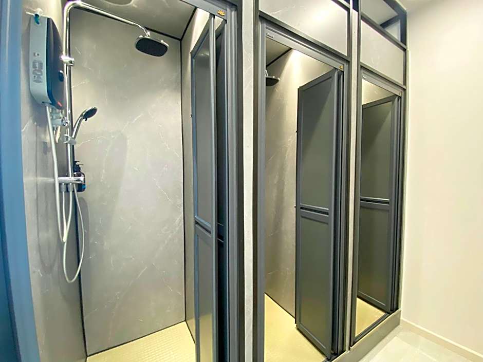 Havona Hotel @ Taman Tropika Kulai - Self Check In