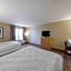 Extended Stay America Suites - Newark - Woodbridge