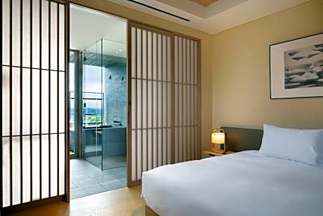 Four Bedroom with Mt. Yotei View and Open-Air Bath