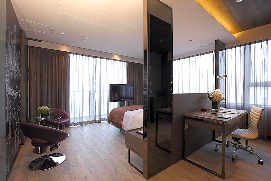 The Perkin Hotel