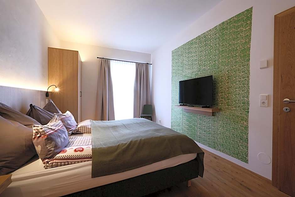 Der Kaerntnerhof am Weissensee, SeeHotel & SeeApartments direkt am See