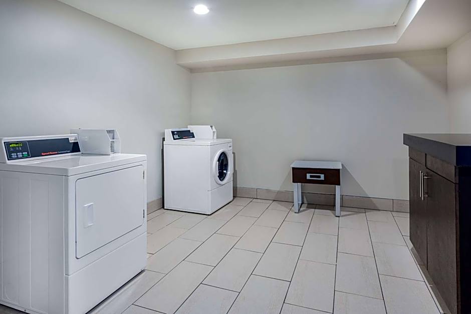 Wyndham Garden Kenosha Harborside