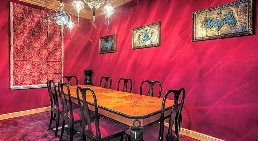 Golden Tulip Borjomi