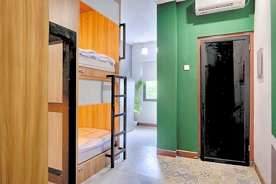 HUBS Hostel Yogyakarta