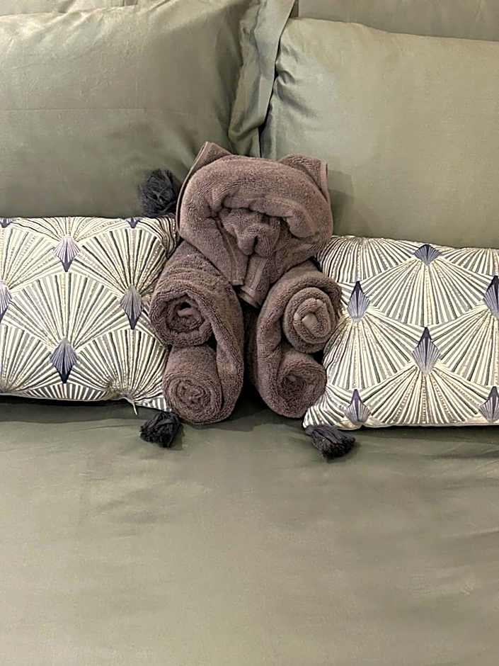 Stansted Airport Stay, Parking and Luxury Suite