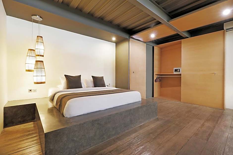 Clio Apartment