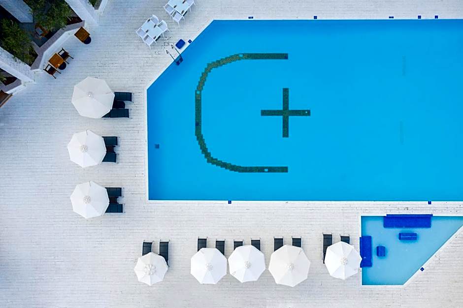 Design Plus Seya Beach Hotel