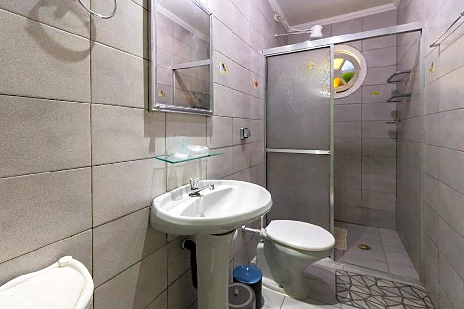 Casa com piscina prox a Praia em Peruibe SP