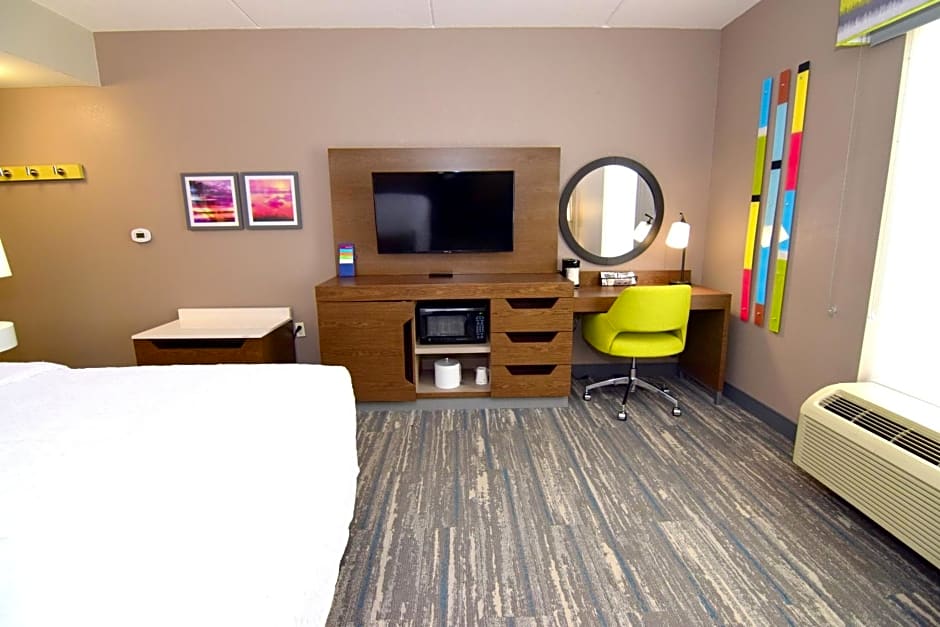 Hampton Inn By Hilton Leesburg