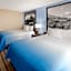Super 8 by Wyndham Longmont/Twin Peaks