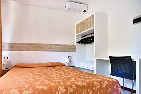 Classic Quadruple Room