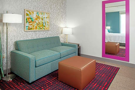 1 King Bed Studio Suite Nonsmoking