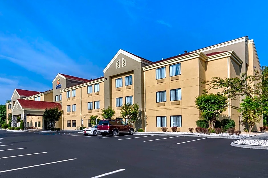 Comfort Inn & Suites Troutville - Roanoke North / Daleville