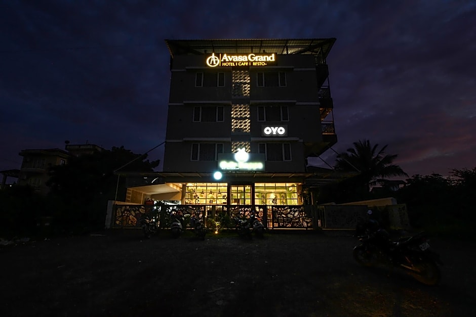 Collection O Avasa Grand