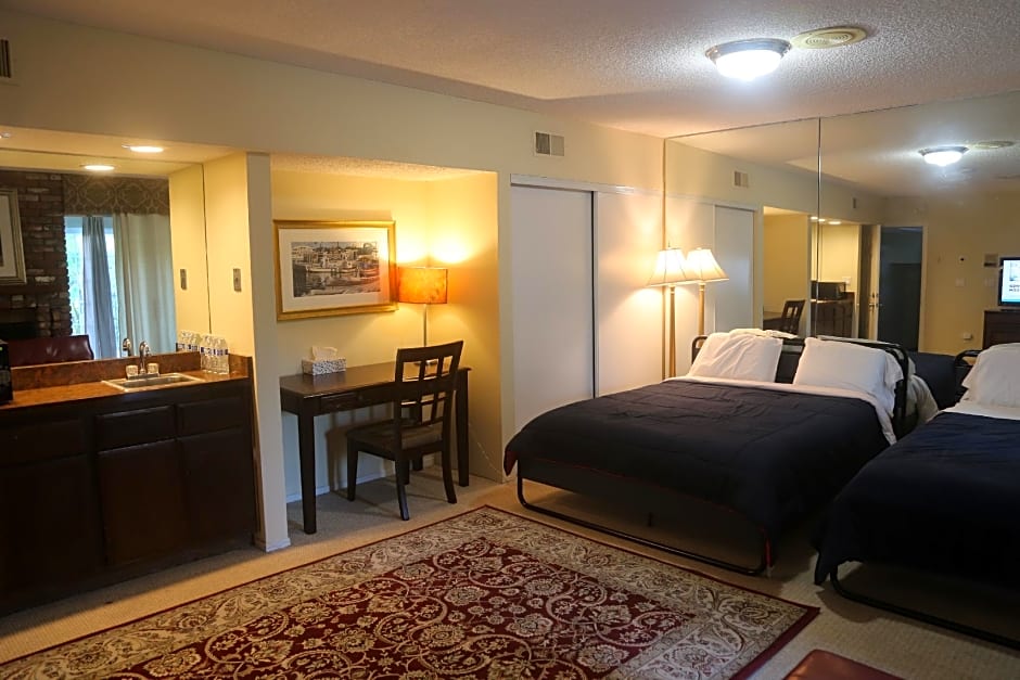 Bed and Breakfast in Hollywood Hills
