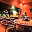 Karon Cafe Inn