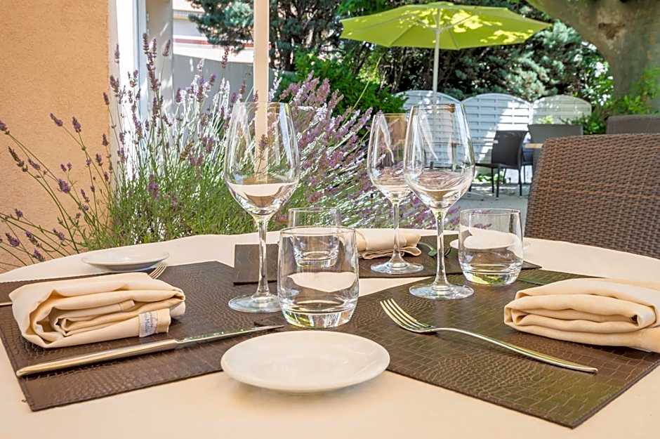 Logis Le Printemps Hôtel Restaurant - Montélimar