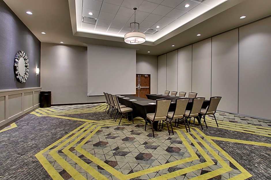 Drury Plaza Hotel Cape Girardeau Conference Center