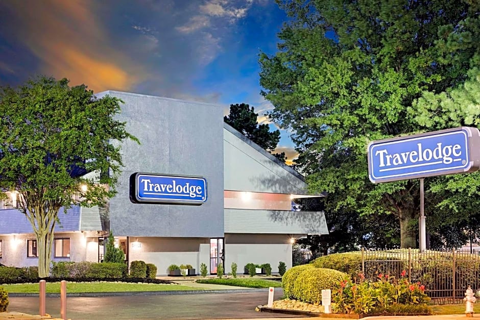 Travelodge by Wyndham College Park