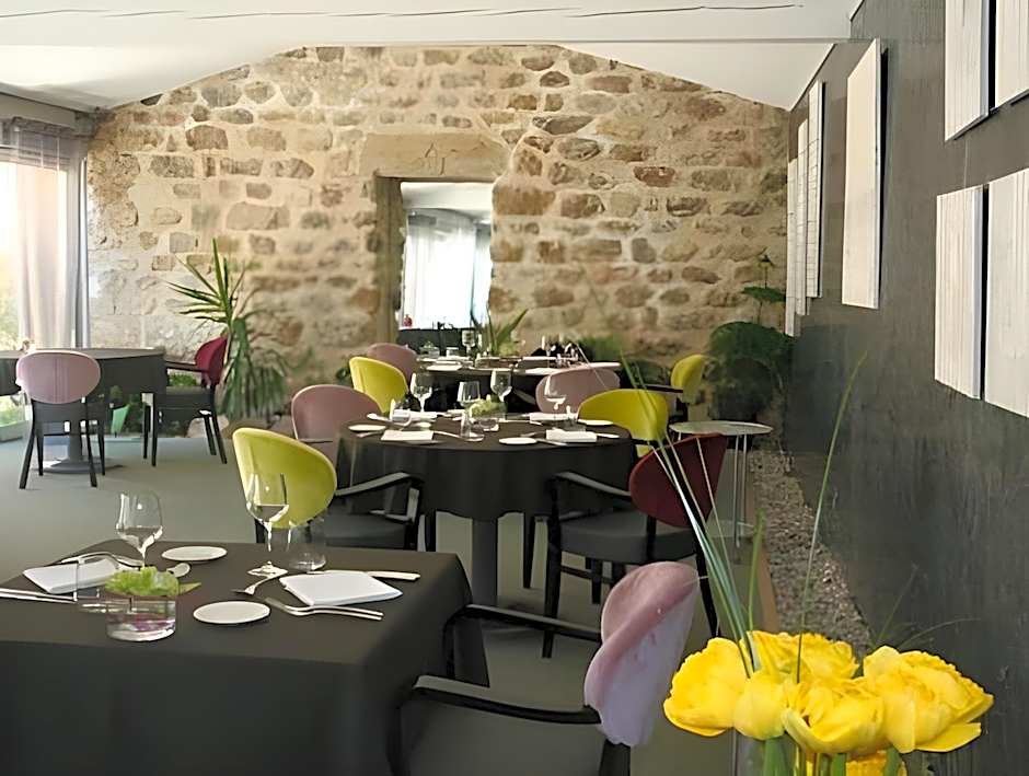 Le Carre d'Alethius Logis Hotel Restaurant