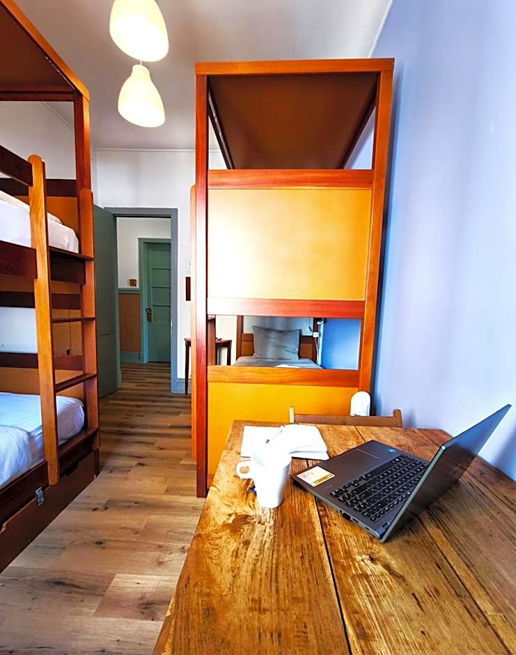 Ey Lisbon GuestHouse