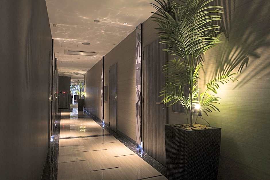 Hotel In The Green (Adult Only)