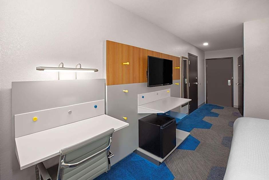 Microtel Inn & Suites by Wyndham Buda Austin South