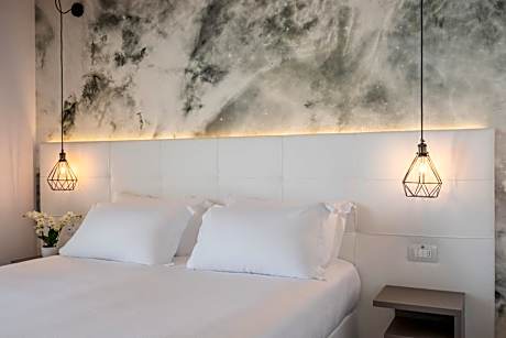 Deluxe Suite with Sea View