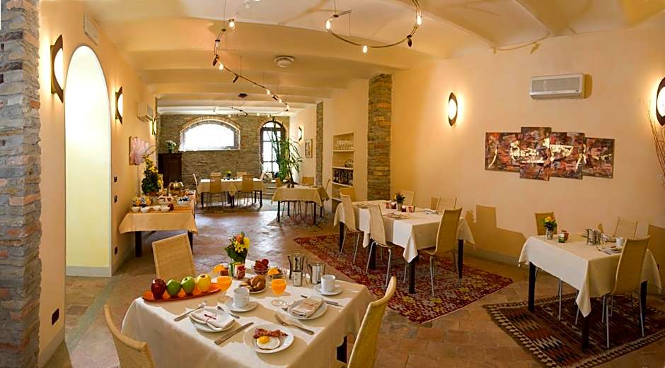 Albergo Castiglione Langhe