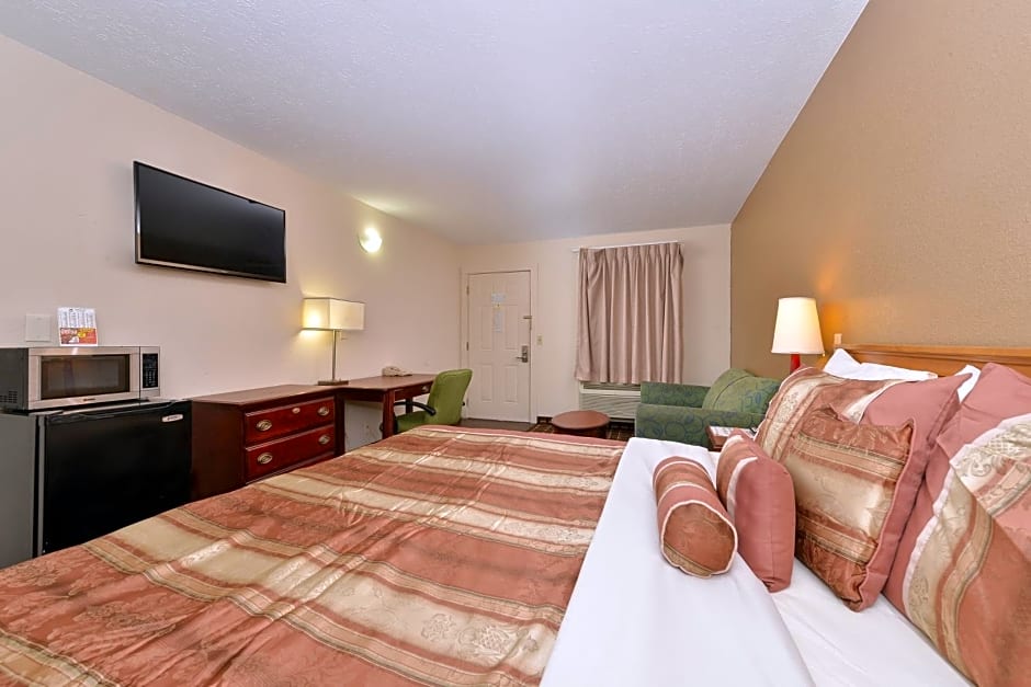 Americas Best Value Inn Near Downtown Nashville