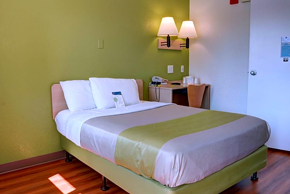 Motel 6-Springfield, OR - Eugene North