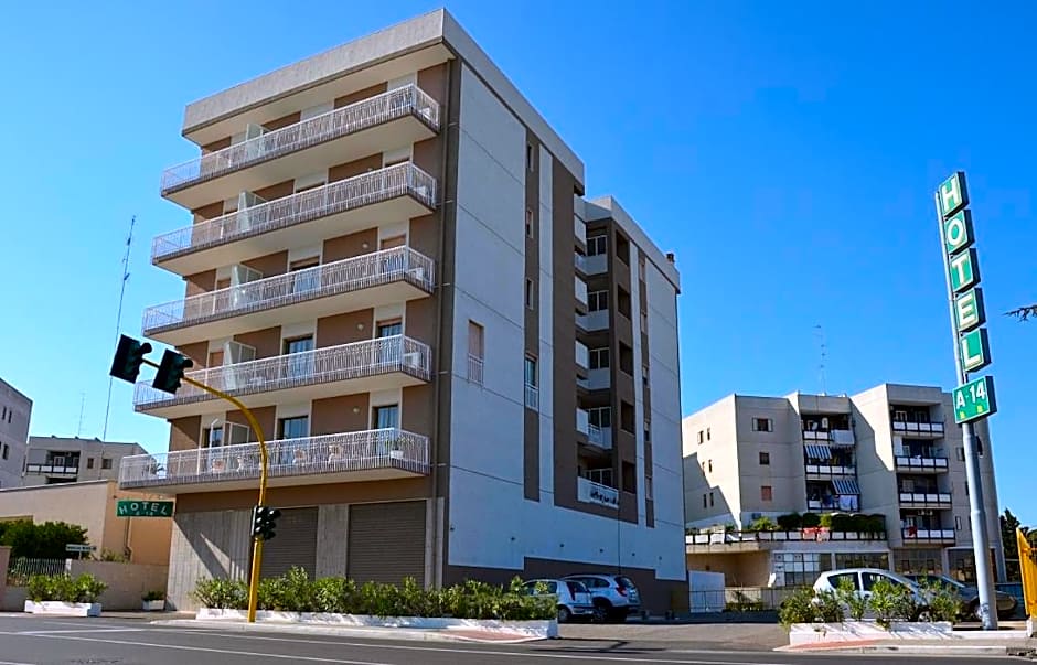 Hotel A-14