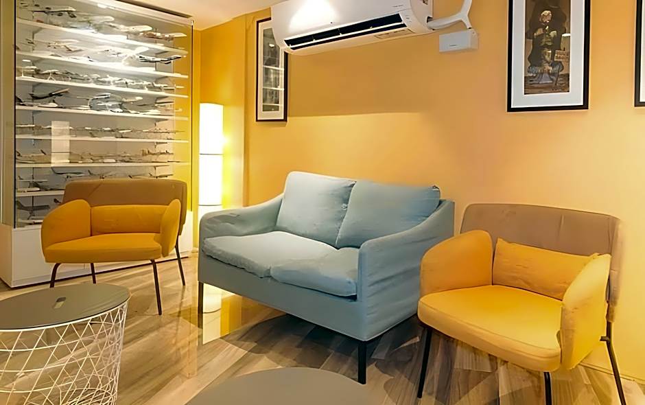 RedDoorz @ EDSA Pasay