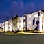 Spark by Hilton Sterling Dulles Airport