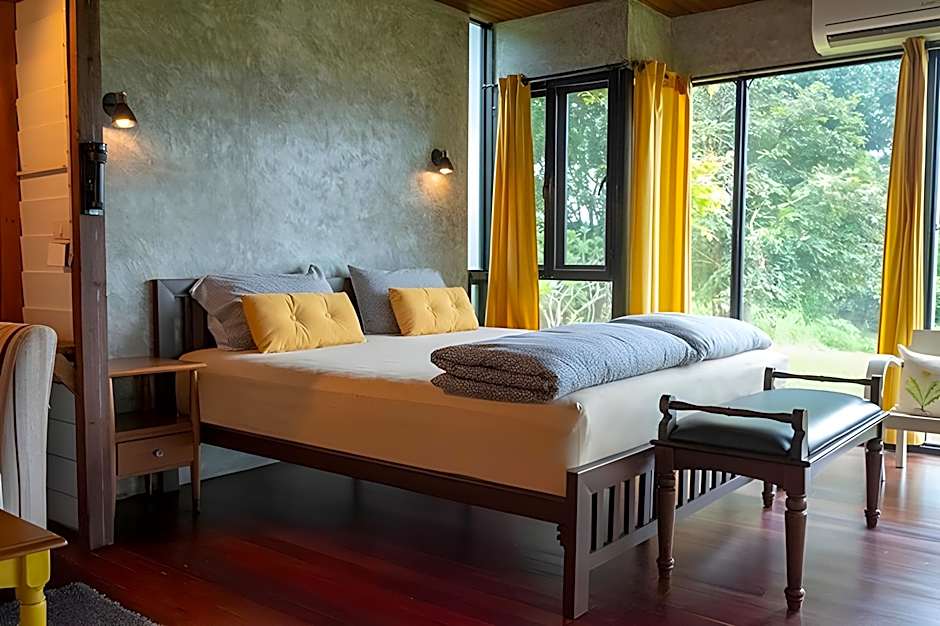 Mountain Pano Khao Yai Homestay