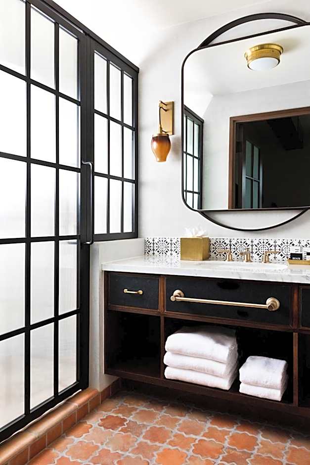 Hotel Figueroa, Unbound Collection by Hyatt