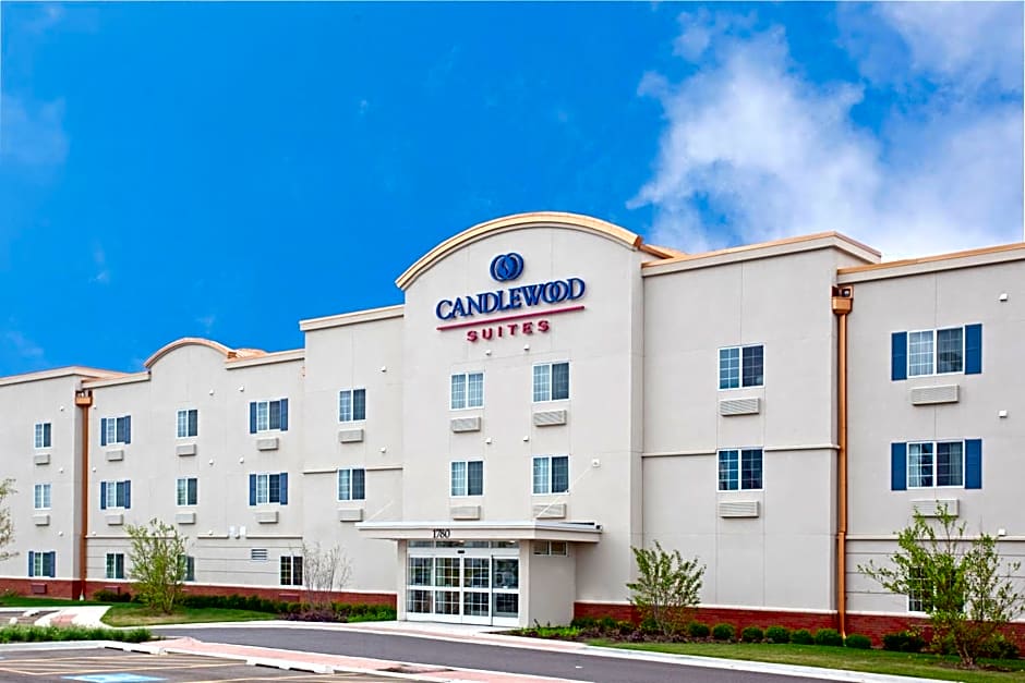 Photo 1 of 42 of Candlewood Suites Elgin  Northwest Chicago By IHG