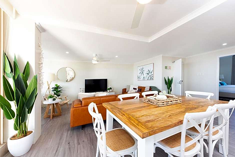 Beaches International