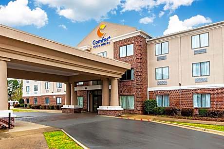 Comfort Inn & Suites Pine Bluff