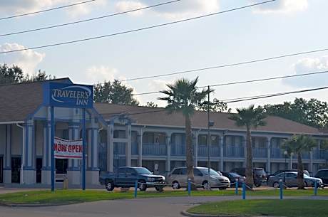 Travelers Inn