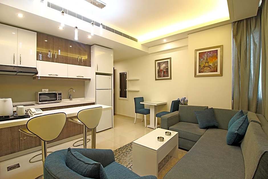 Palm Ville Suites